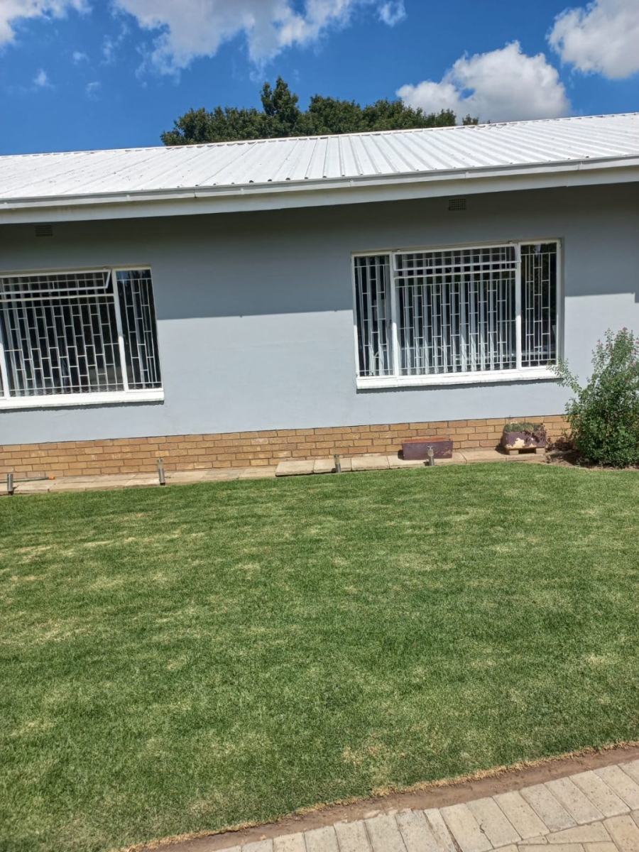 3 Bedroom Property for Sale in Senekal Free State